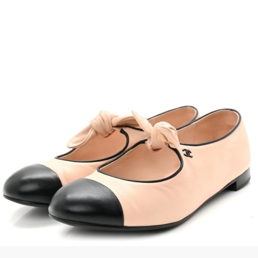 **CHANEL** Two-Tone Beige and Black Flats Mary Jane Size 42